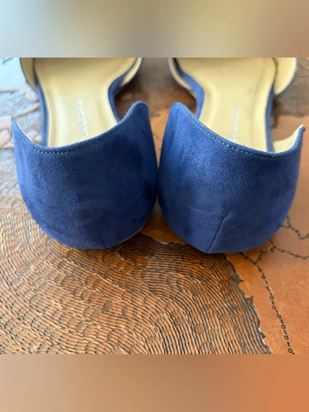Chinese Laundry Blue Pointed D'Orsay Flats. Size 11.